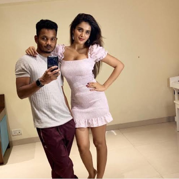 ***SOLD*** 💅🏼💗 Pink Gingham Puff Sleeve Mini Dress 💗💅🏼 Size Small (8) EUC - Picture 13 of 14